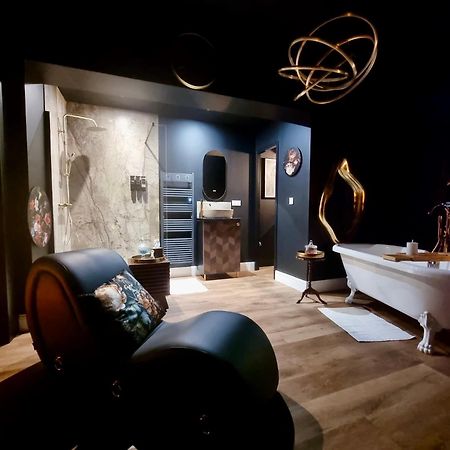 Love Room La Croix De Saint Andre Екстер'єр фото