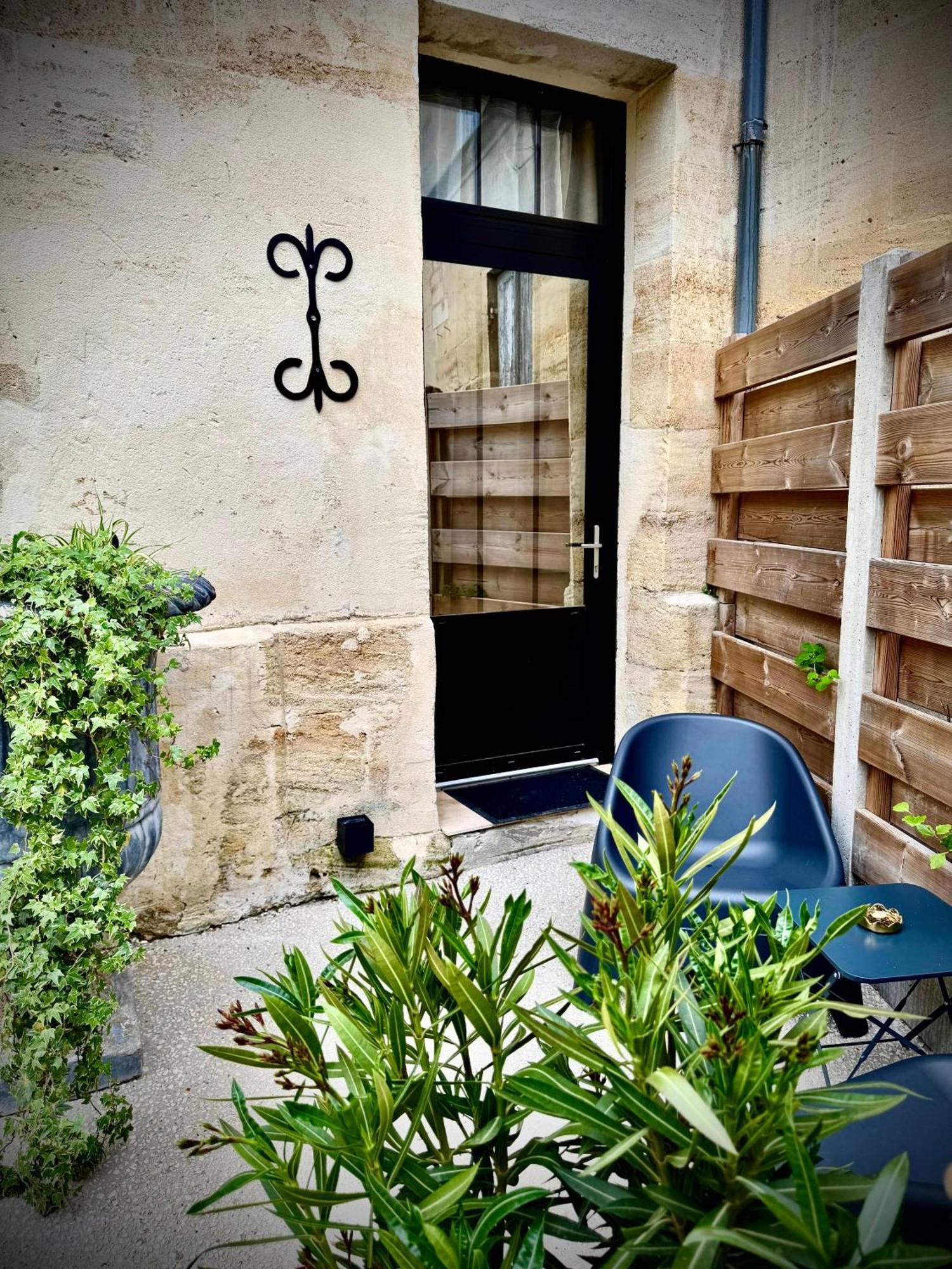 Love Room La Croix De Saint Andre Екстер'єр фото